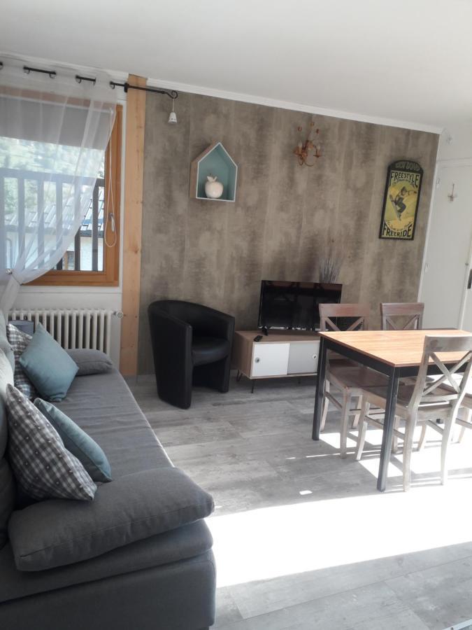Enclos Savoyard Appartement Meuble 1Chambre 1 Canape Lits 3Personnes Grand-Aigueblanche Exteriör bild